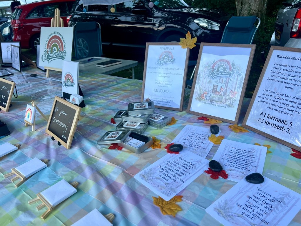 Affirmatiekaartjes en kletskaartjes voor kinderen van Kinderpraktijk De Kleurenboog over gevoelens, zelfvertrouwen en trots zijn op jezelf
